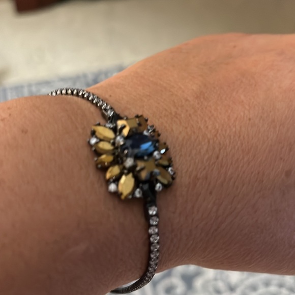 NWT Banana Republic CZ bracelet - Picture 6 of 6